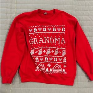 Gildan Red Heavy Blend Sweatshirt